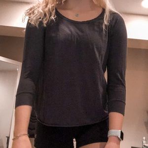 3/4 sleeve striped shirt